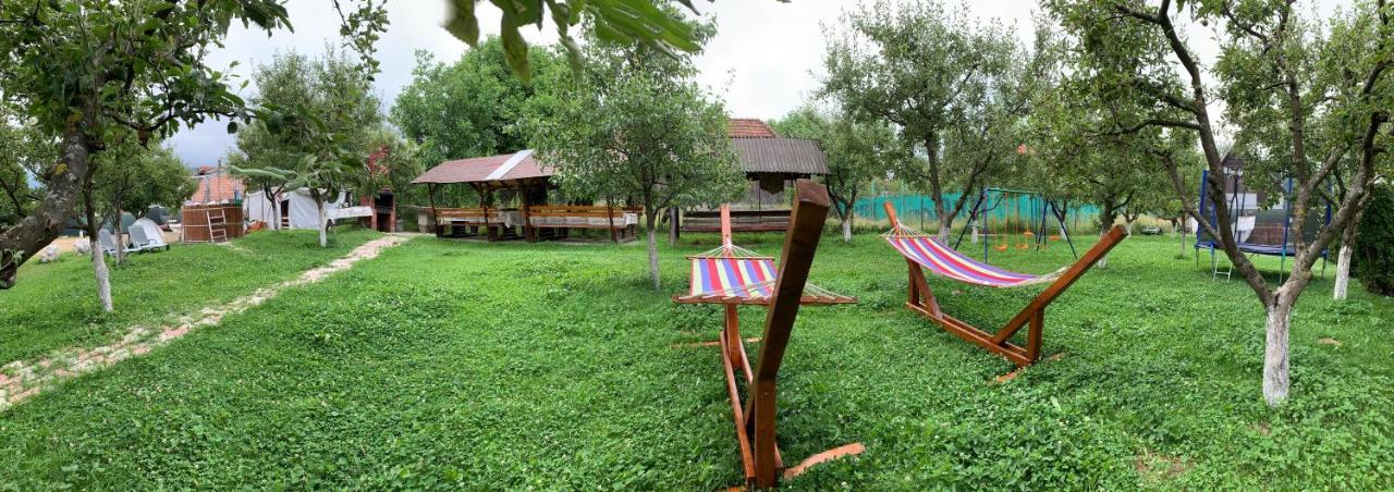 Готель Vila Mogan Моєчу-де-Жос Екстер'єр фото